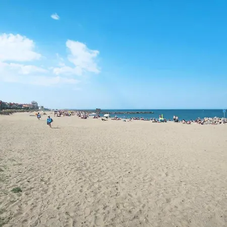 Apartment Comfortable With A Terrace Near Sea Saint-Cyprien (Pyrenees-Orientales)